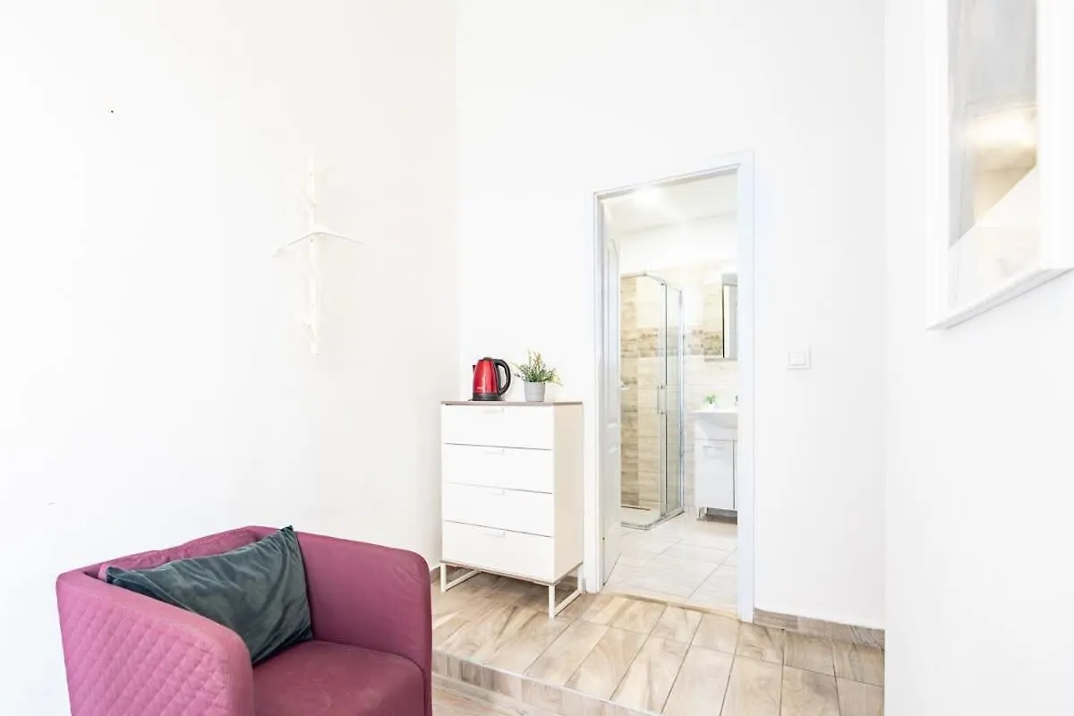 Apartment Ultra Central Friendly Studio Budapest