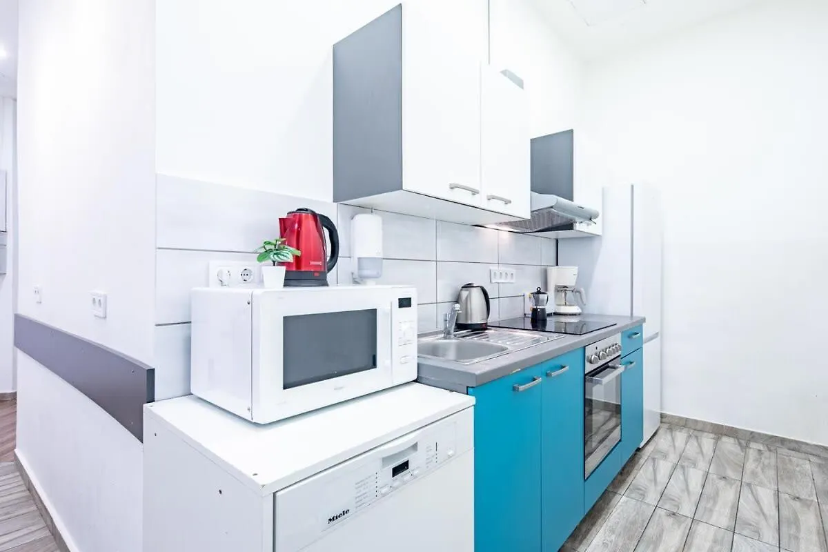 Ultra Central Friendly Studio Budapest Apartment